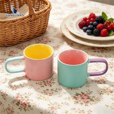 Tasse à thé en céramique avec poignée unique